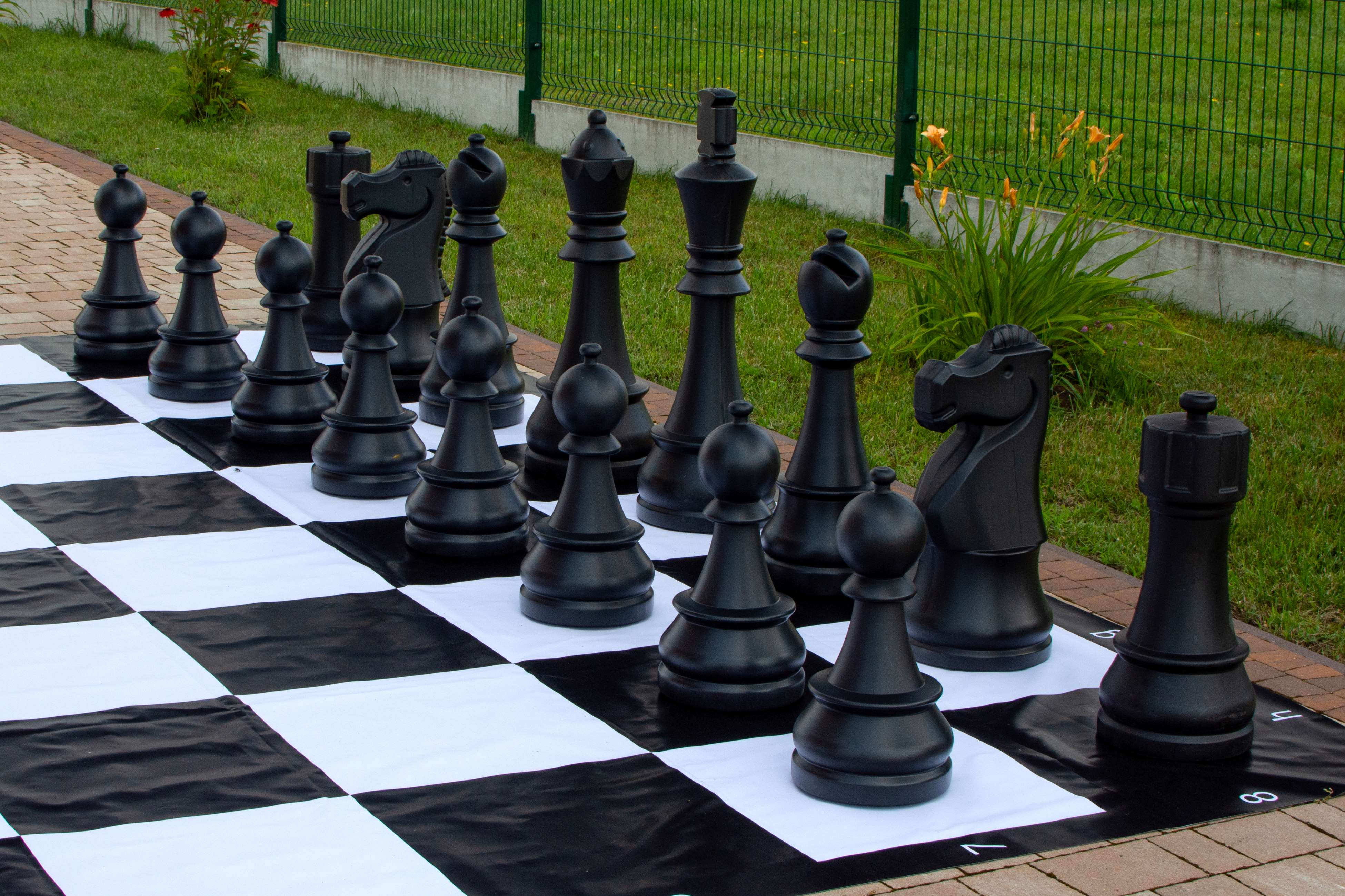 Giant chess pieces (king height 90 cm) - Giant chess pieces (king height 90 cm)