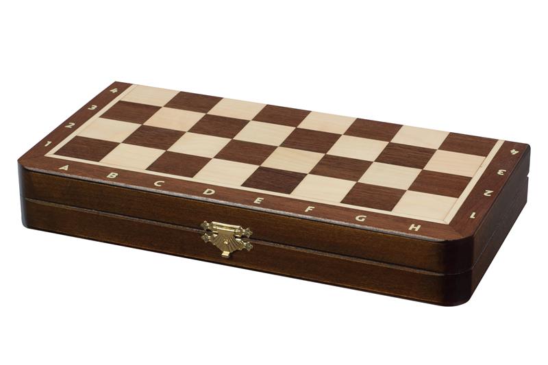 Jeu d'échecs MAGNETIQUE avec l'échiquier pliant marqueté de bois d'acajou et sycomore, de petite taille (28 x 28cm) - Ensemble Complet - Jeu d'échecs MAGNETIQUE avec l'échiquier pliant marqueté de bois d'acajou et sycomore, de petite taille (28 x 28cm) - Ensemble Complet