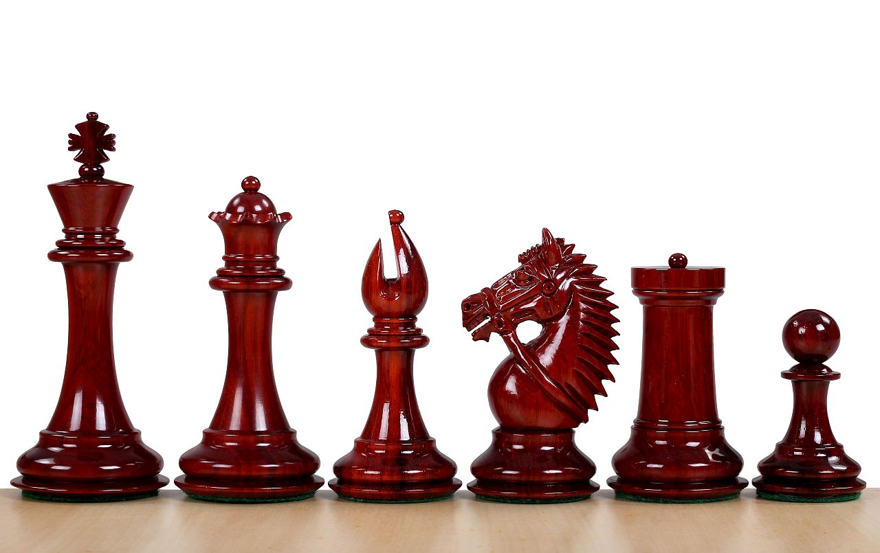 Pièces d'échecs Made in America Redwood en bois de padouk et buis - Taille 4,00'' - Pièces d'échecs Made in America Redwood en bois de padouk et buis - Taille 4,00''