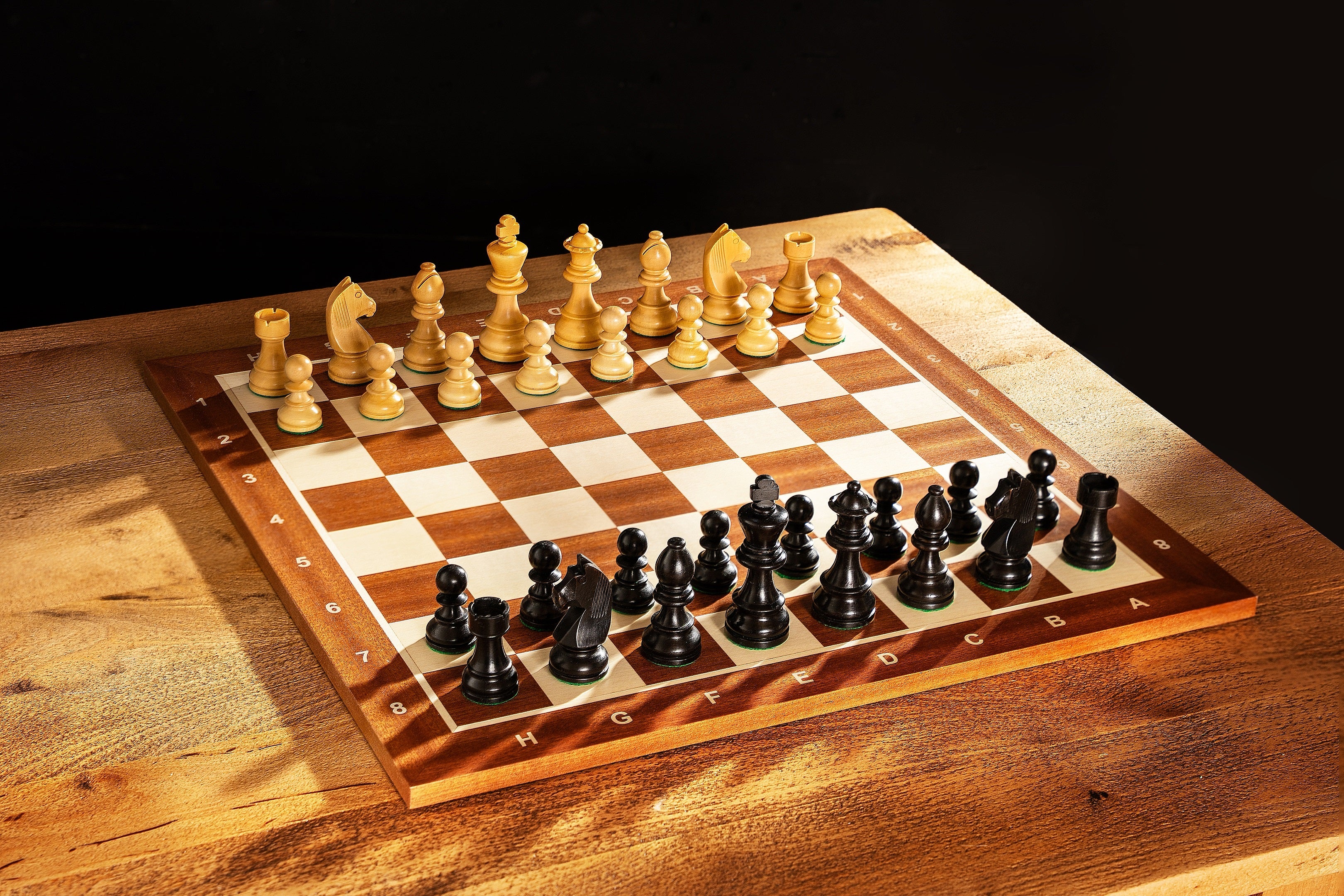 Tournament chess set No. 5 - 50mm board + German Knight 3.5" pieces - b7081c39c49b46eee5829b478da5b03e