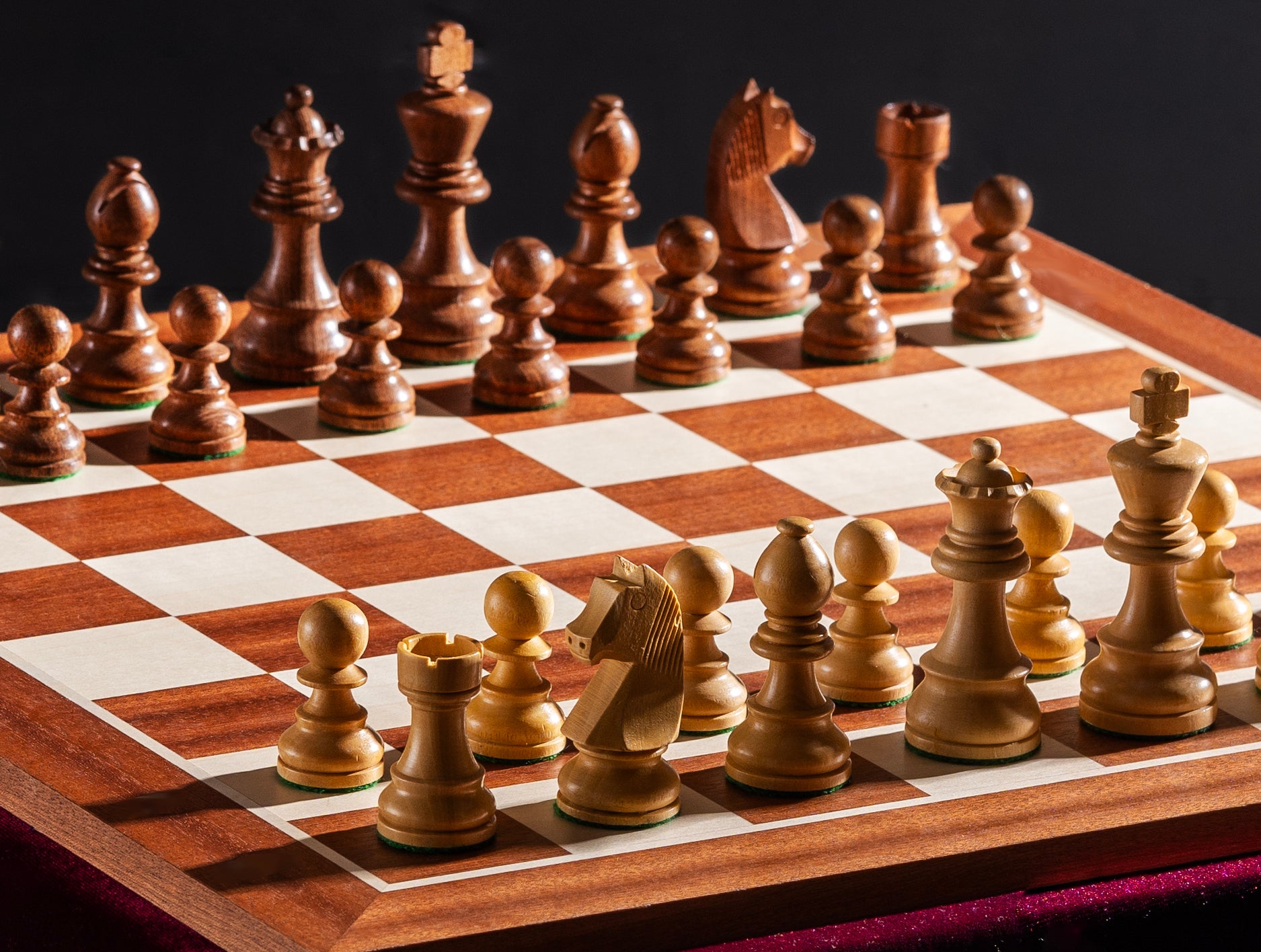 Tournament chess set No. 5 - 50mm board + German Knight 3.5" pieces - Tournament chess set No. 5 - 50mm board + German Knight 3.5" pieces