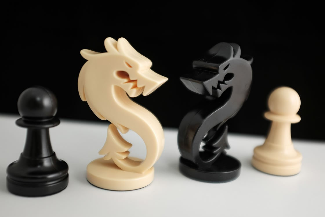 Le dragon - un set de deux nouvelles pièces pour une partie d'échecs - 3459db06eaf14e4186b5286fed425c65