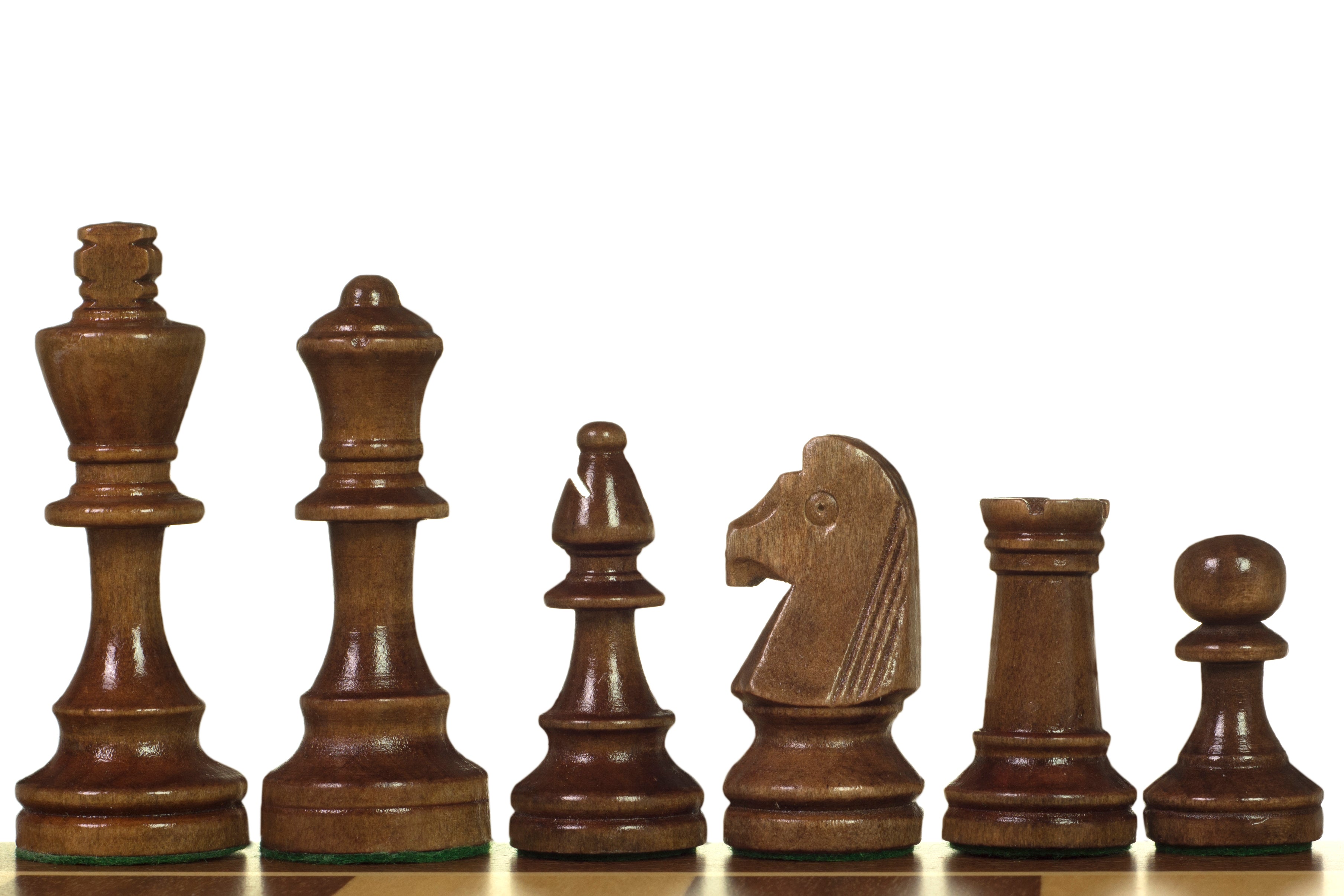 Wooden STAUNTON No 4 chess pieces - Wooden STAUNTON No 4 chess pieces
