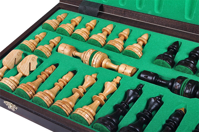 Jeu d'échecs INDIEN en bois de cerisier sauvage, de taille moyenne (47,0 x 46,5cm) - Ensemble Complet - Jeu d'échecs INDIEN en bois de cerisier sauvage, de taille moyenne (47,0 x 46,5cm) - Ensemble Complet
