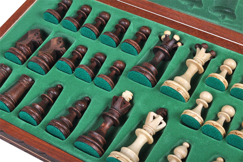 Jeu d'Echecs JUNIOR en bois de charme, de taille  moyenne (42 x 42cm) - Ensemble Complet - Jeu d'Echecs JUNIOR en bois de charme, de taille  moyenne (42 x 42cm) - Ensemble Complet