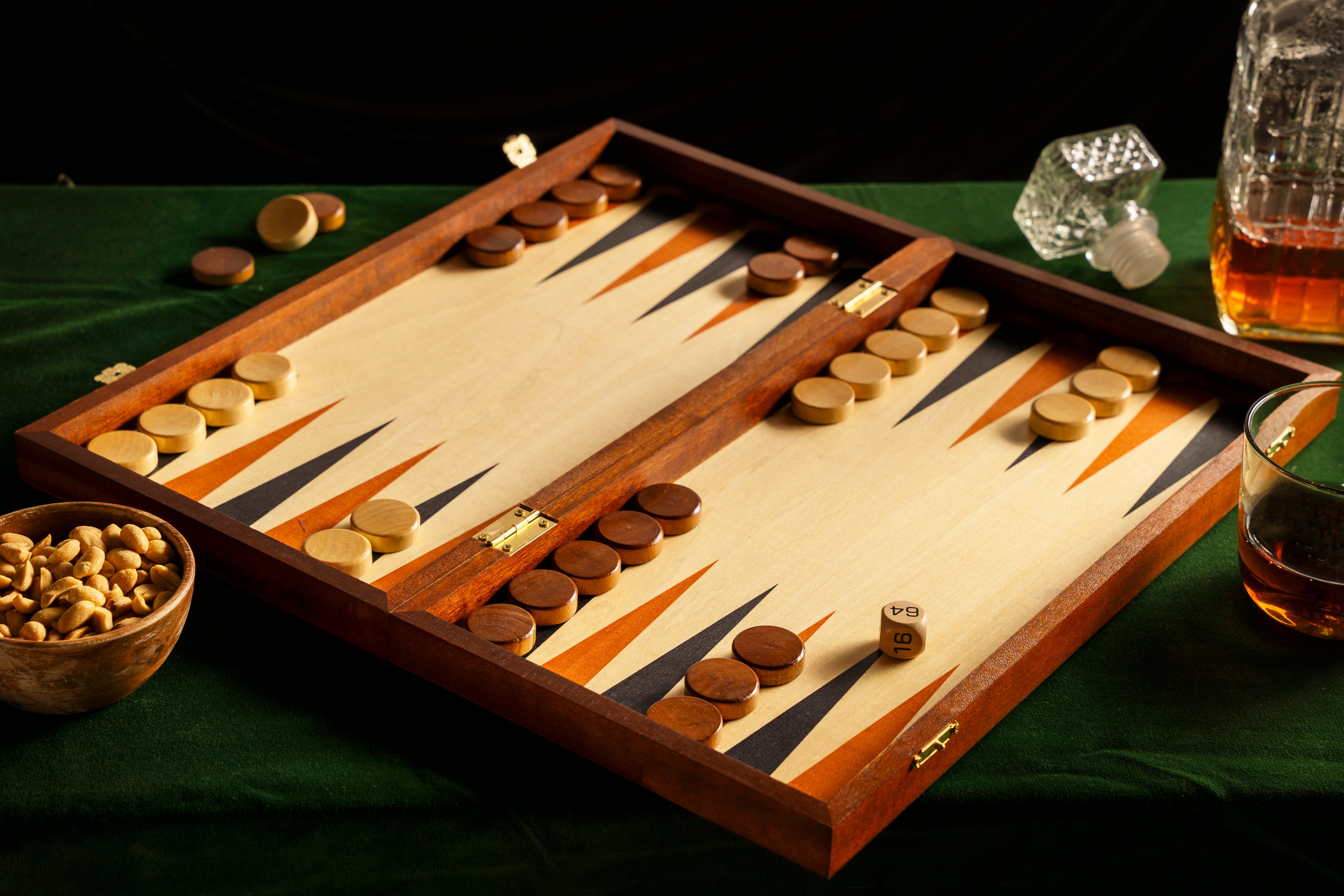 Jeu d'Echecs  de Tornoi + Dames + Backgammon en bois de charme, de taille 4 (40,5 x 40,5cm) - Ensemble comprenant trois jeux pour deux joueurs - Jeu d'Echecs  de Tornoi + Dames + Backgammon en bois de charme, de taille 4 (40,5 x 40,5cm) - Ensemble comprenant trois jeux pour deux joueurs