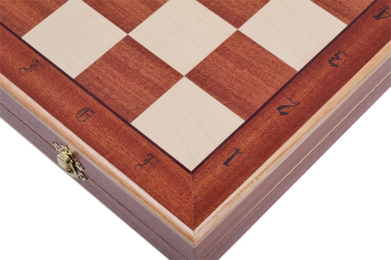 Jeu d'échecs DE TOURNOI No 7 en bois de charme avec l'échiquier en marqueterie de bois d'acajou et sycomore, de grande taille (50 x 50cm) - Ensemble Complet - Jeu d'échecs DE TOURNOI No 7 en bois de charme avec l'échiquier en marqueterie de bois d'acajou et sycomore, de grande taille (50 x 50cm) - Ensemble Complet