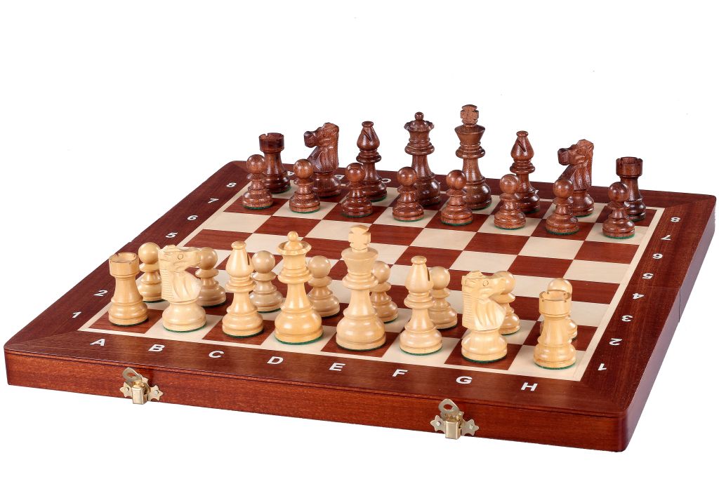 French Staunton Gold Tournament Chess No. 5 - French Staunton Gold Tournament Chess No. 5