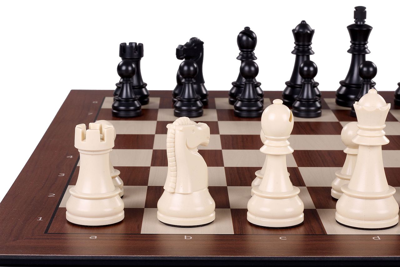 DGT SMART elektronisches Schachspiel - Schachbrett + Schachfiguren - DGT SMART elektronisches Schachspiel - Schachbrett + Schachfiguren