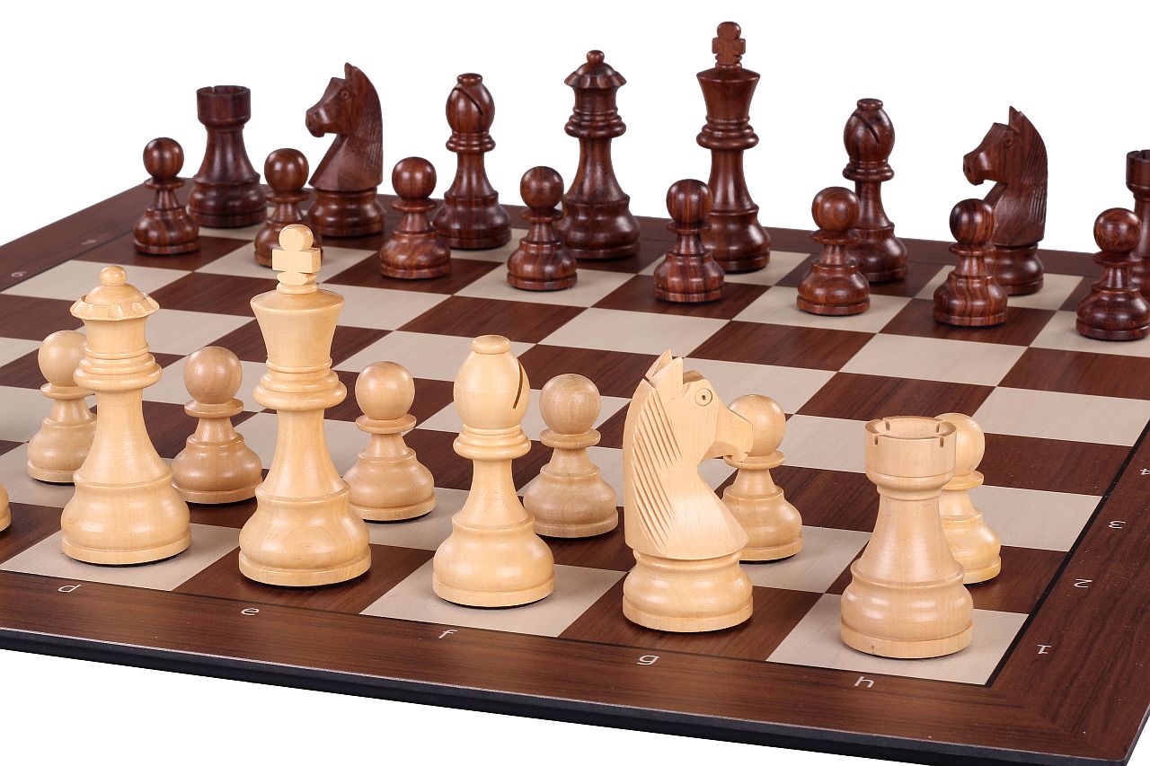 DGT SMART electronic chess set - chessboard + Timeless wooden chess pieces - DGT SMART electronic chess set - chessboard + Timeless wooden chess pieces