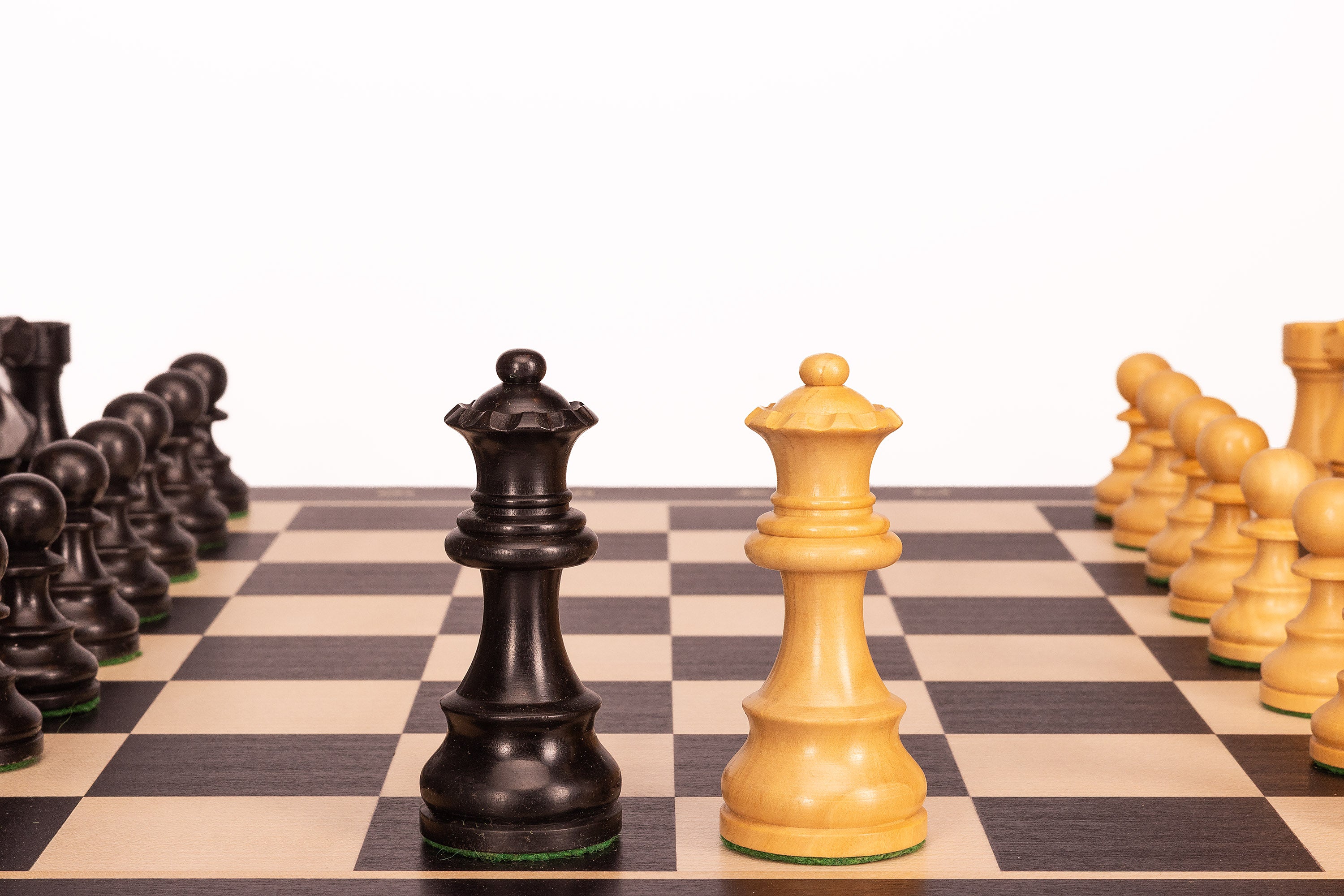 Scacchiera nera No6+ pezzi francesi ebanizzati da 3,75 pollici - Scacchiera nera No6+ pezzi francesi ebanizzati da 3,75 pollici
