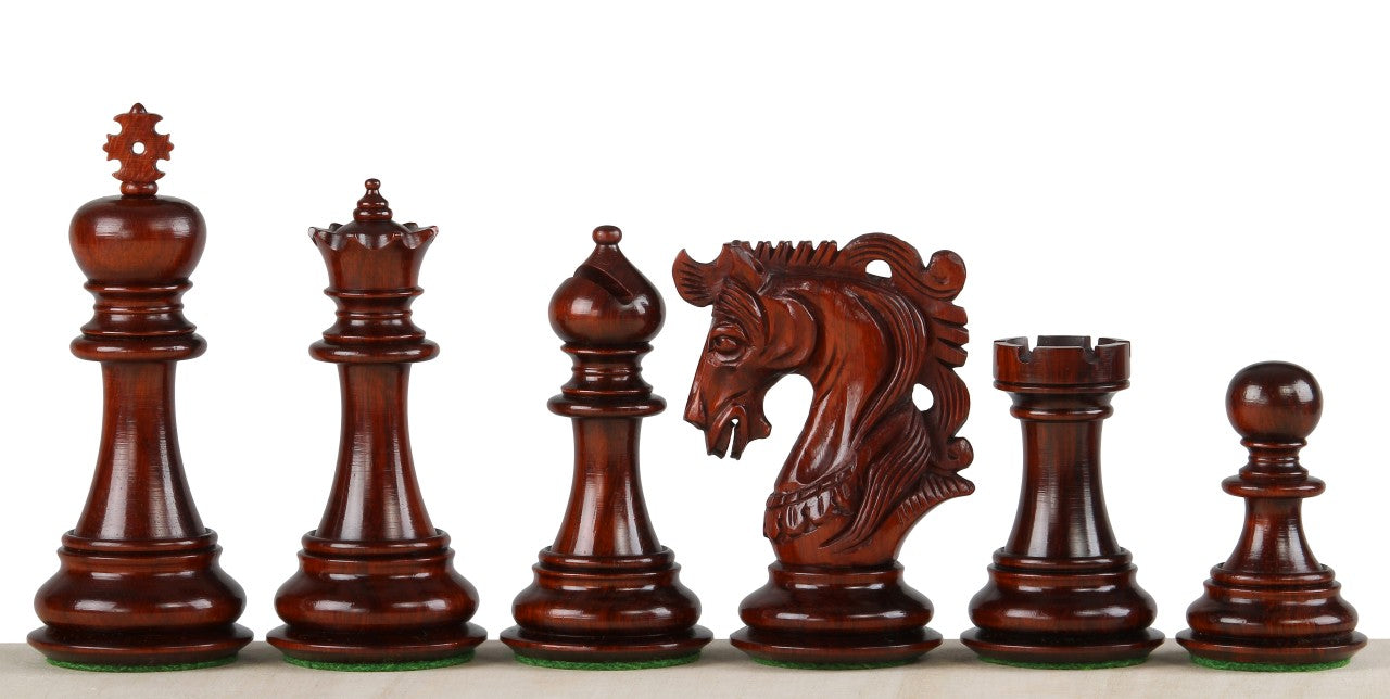 Pièces d'échecs Elvis Redwood en bois de padouk et de buis - Taille 4,25'' - Pièces d'échecs Elvis Redwood en bois de padouk et de buis - Taille 4,25''