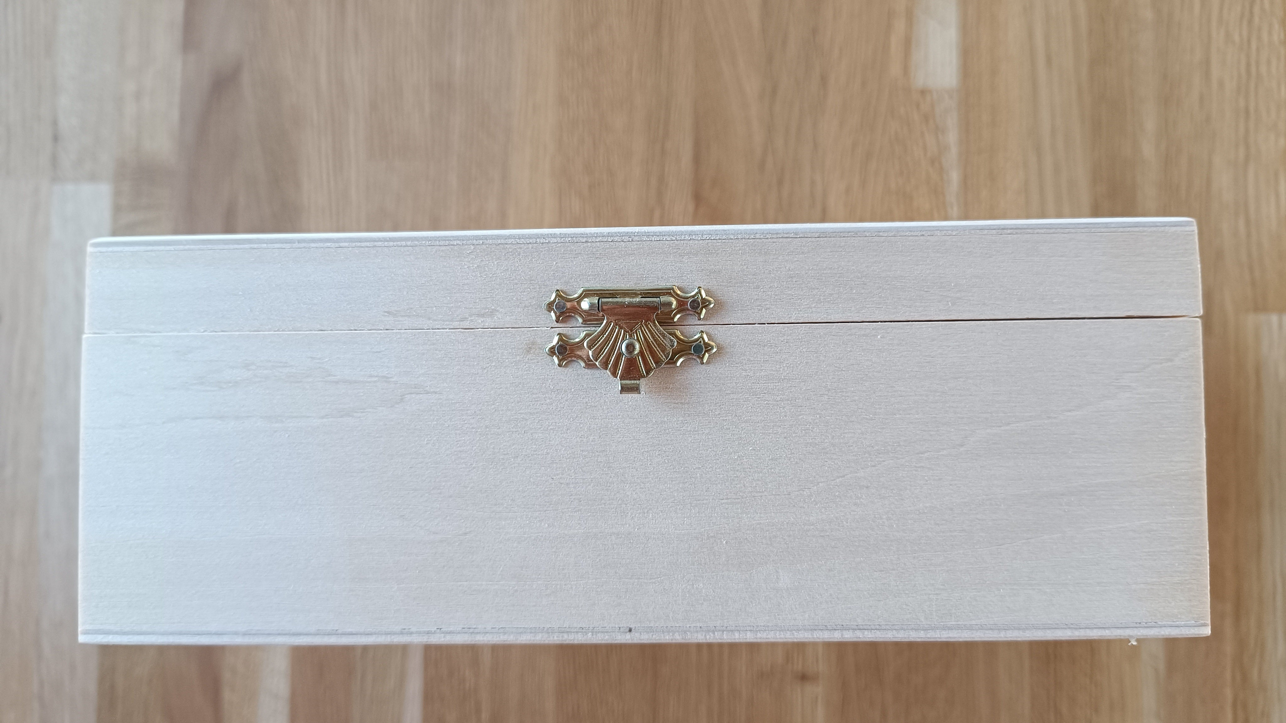 Cassetta in legno per riporre le scacchiere Staunton n. 5 (altezza del re 90 mm) - legno grezzo - Cassetta in legno per riporre le scacchiere Staunton n. 5 (altezza del re 90 mm) - legno grezzo