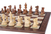 Echiquier avec coordonnées en marqueterie de bois de noyer et Sycomore - échiquier luxe de Taille 5+/6 avec une bande noire séparant les cases et les bords