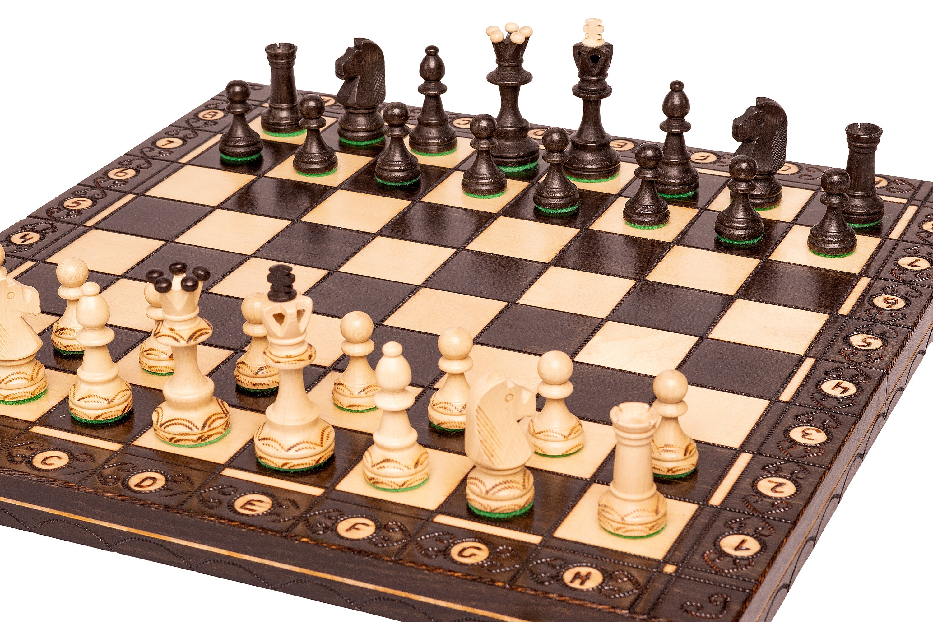 Scacchi in legno SENATOR 42×42 cm — pezzi intagliati, neri (re 80 mm, notazione, pieghevoli) - Scacchi in legno SENATOR 42×42 cm — pezzi intagliati, neri (re 80 mm, notazione, pieghevoli)