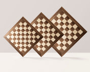 Echiquier avec coordonnées en marqueterie de bois de noyer et Sycomore - échiquier luxe de Taille 5+/6 avec une bande noire séparant les cases et les bords