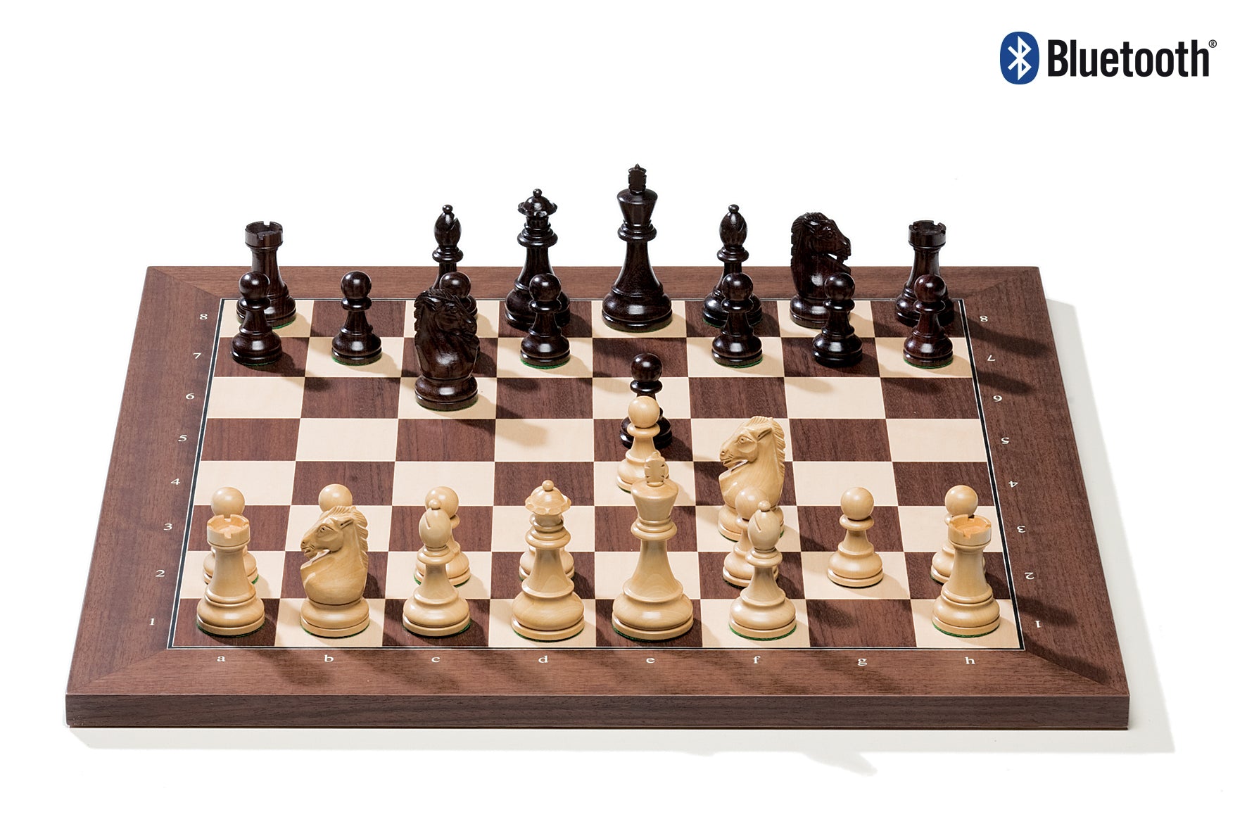 DGT_20e-Board_20Rosewood_20Royal_20with_20Bluetooth_20logo_0ca68358-7536-4118-9fb6-15f7d172fc2a.jpg