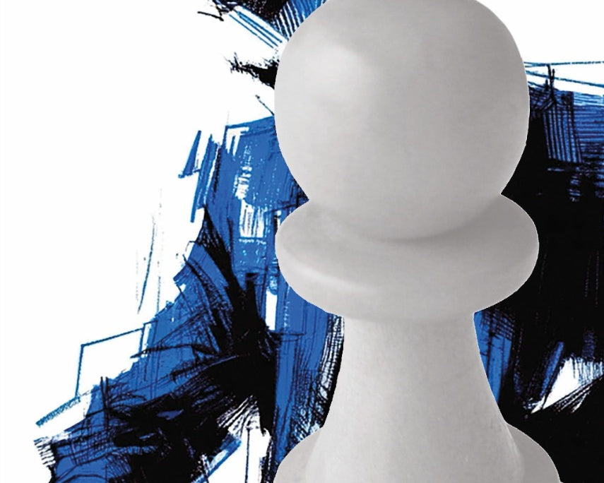 chess-survivor-by-andor-lilienthal-twarda-okladka-9781784831349_c342b258-9e75-4520-9252-dcb3544b97fe.jpg