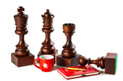 Trophée d'échecs - Dame noire en bois 35cm