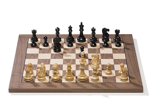 DGT USB electronic chessboard, walnut/clone + Classic pieces - DGT USB electronic chessboard, walnut/clone + Classic pieces
